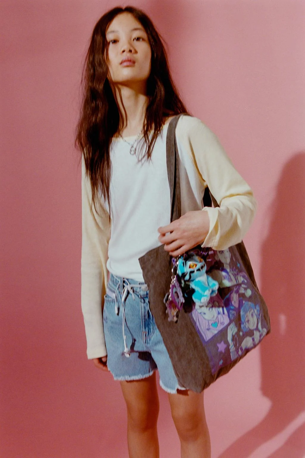 Джинсовые шорты-бермуды KPOP DEMON HUNTERS™ NETFLIX © — Деним