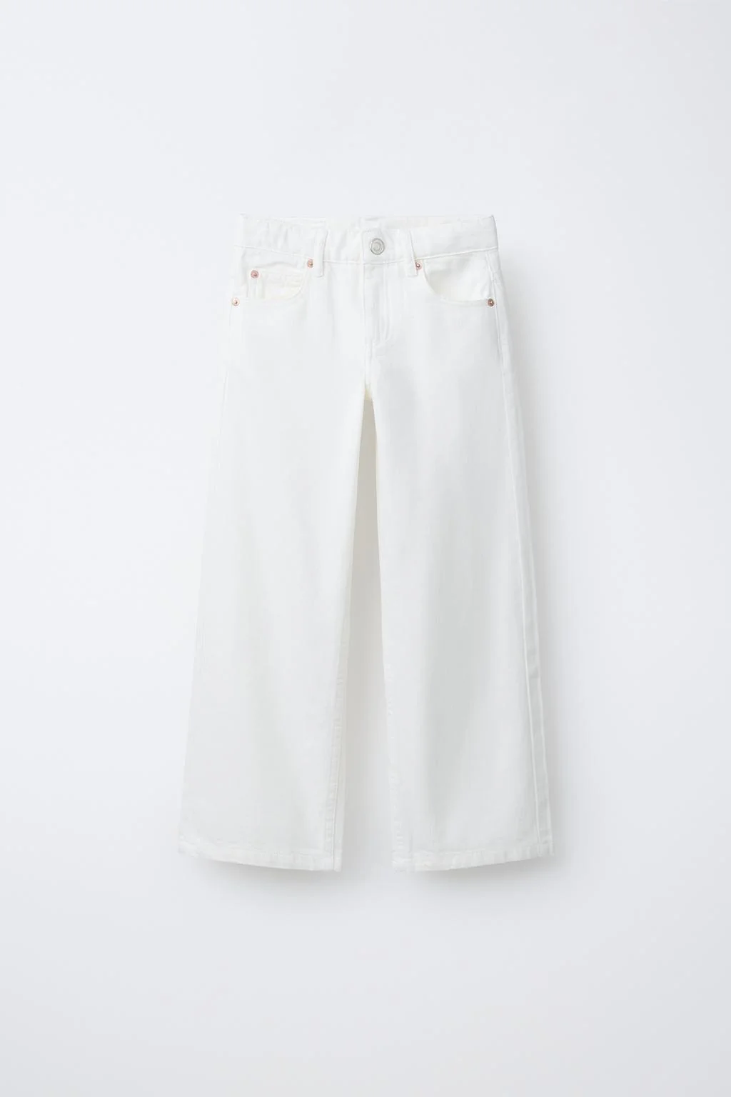 Джинсы с широкими штанинами