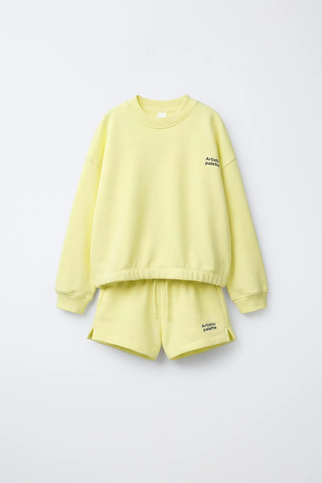 Свитшот с логотипом и набор шорт-бермуд