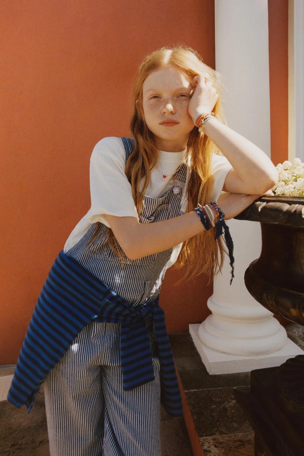 Длинные полосатые джинсовые комбинезоны на лямках — Юбки