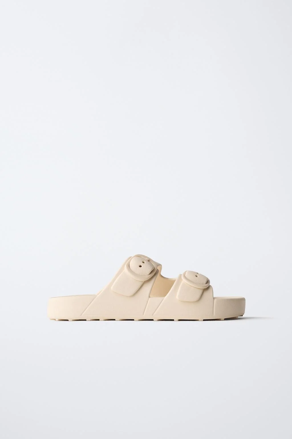 Резиновые сандалии с пряжками — Купальники и пляжная одежда