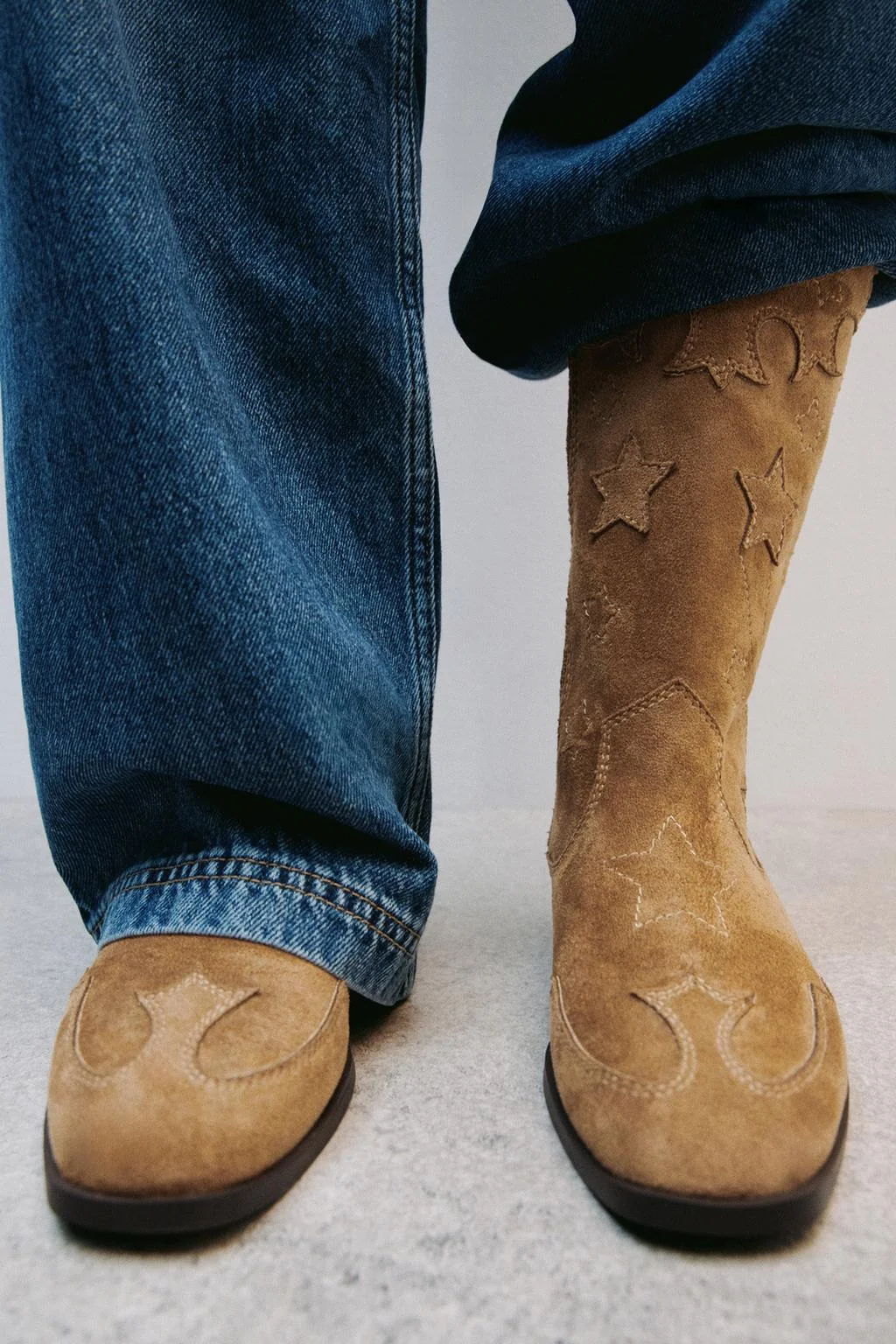 Ботинки в звёздочку в стиле ковбоя — Ботинки | кольные ботинки
