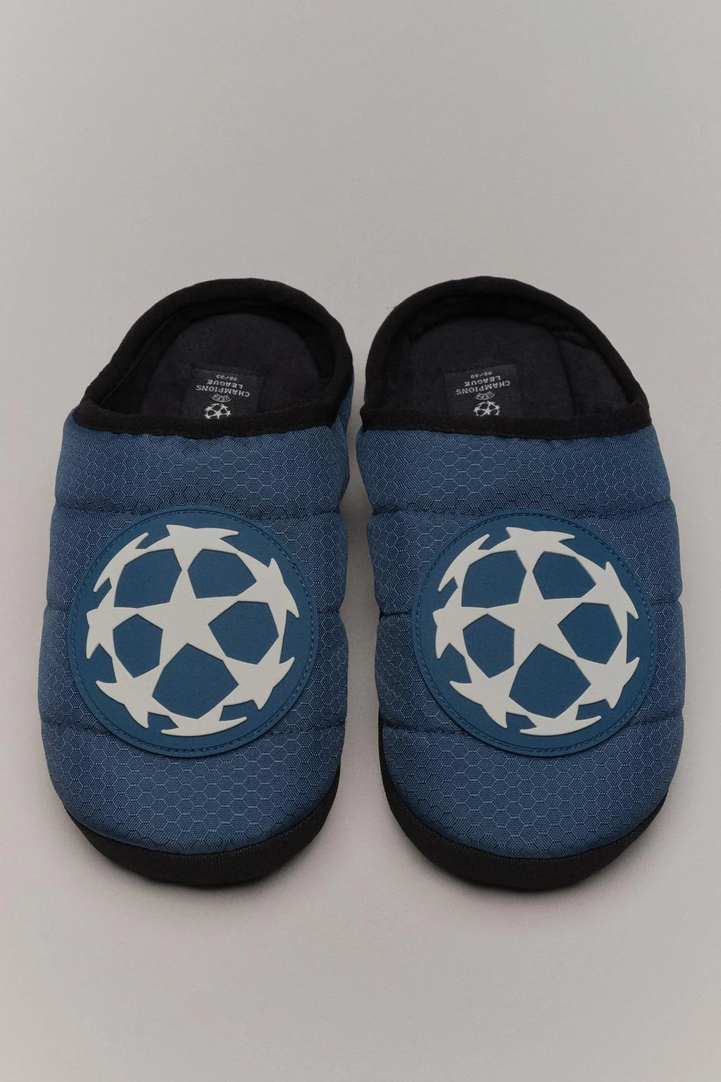 Тапочки UEFA CHAMPIONS LEAGUE ®