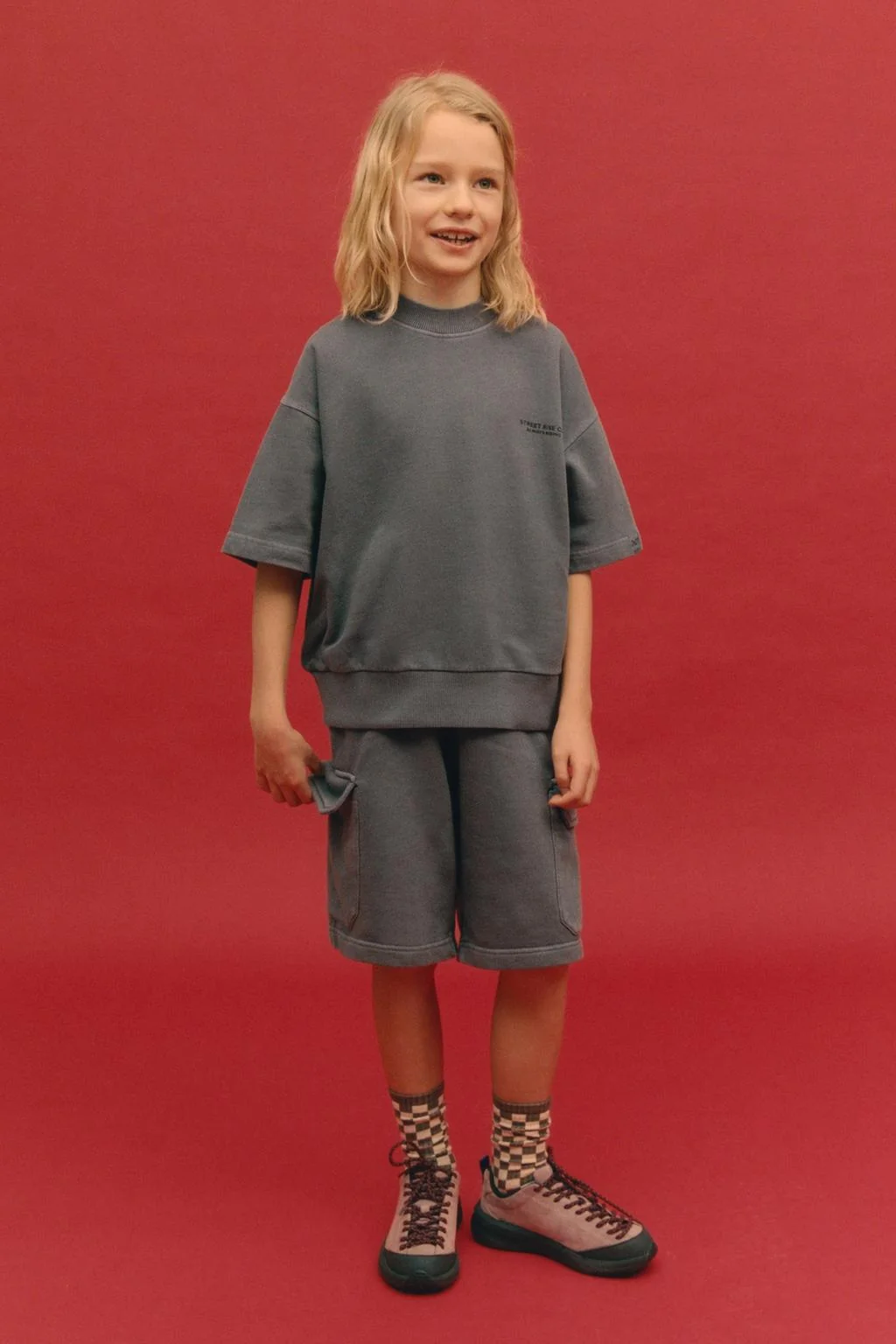 Набор: свитшот с коротким рукавом и шорты-бермуды карго — Комплекты