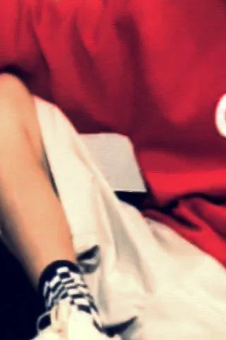 Шорты-бермуды с вышивкой логотипа