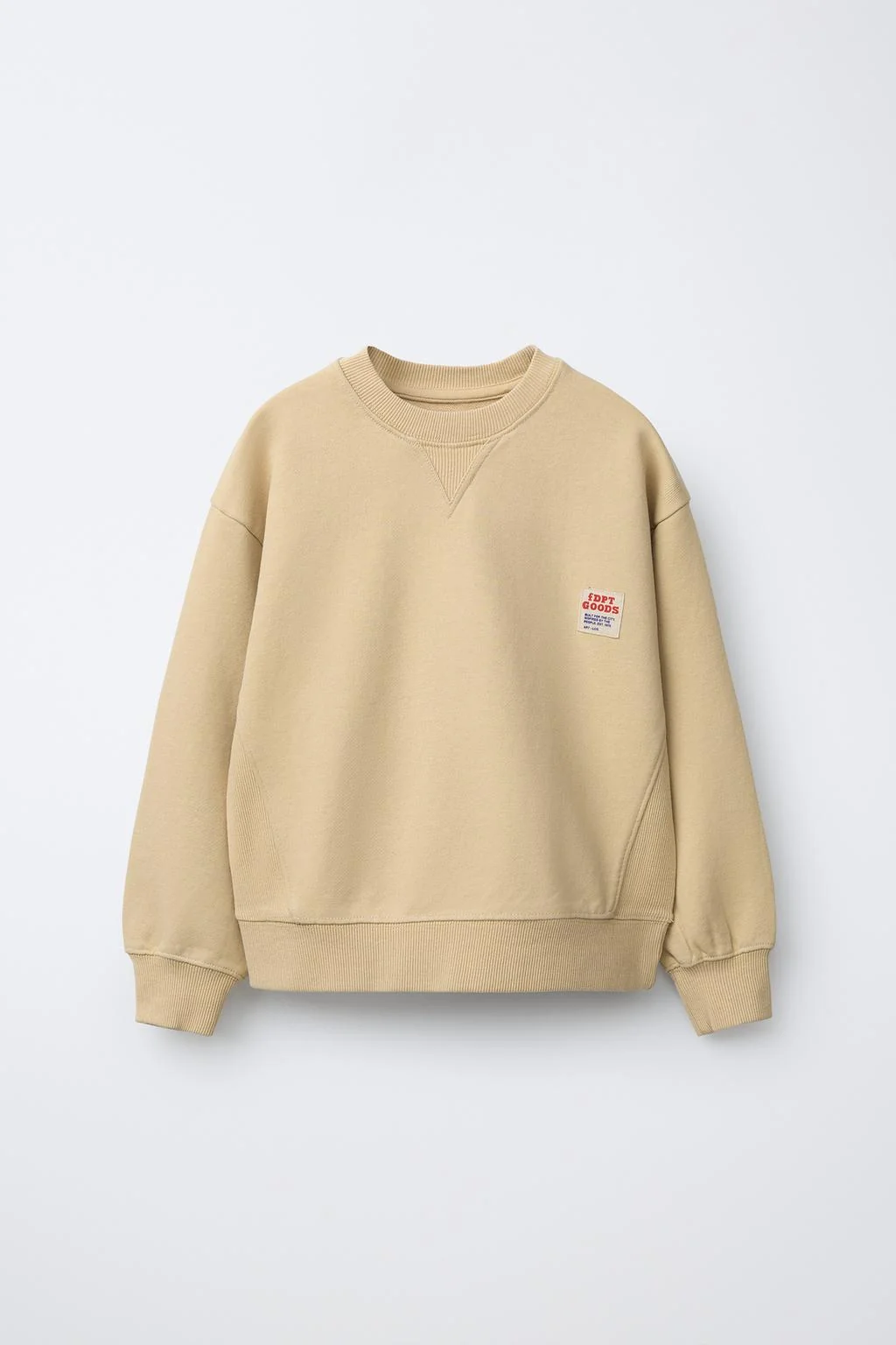 Свитшот с красителем для одежды и ярлыком — С принтом