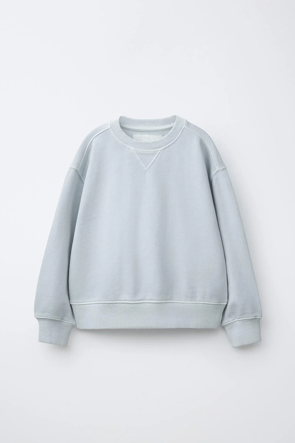 Свитшот, окрашенный готовым изделием