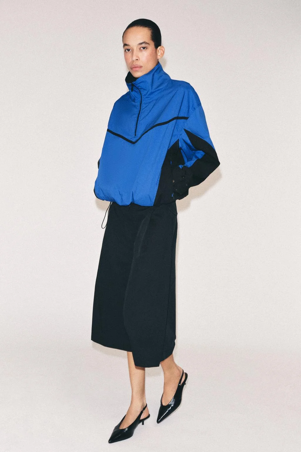 Шорты бермуды ZW Collection технические плиссированные