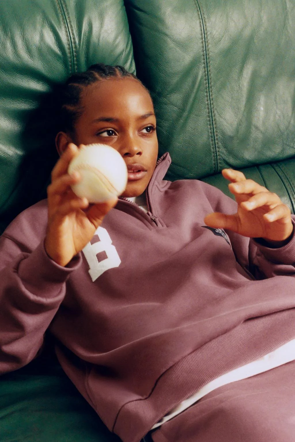 Свитшот для джоггинга с вышивкой и лейблом — Тренировочные