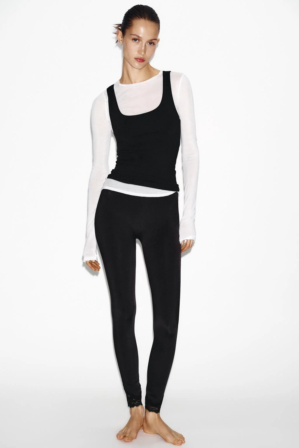 Футболка из полиамида с широкими бретелями