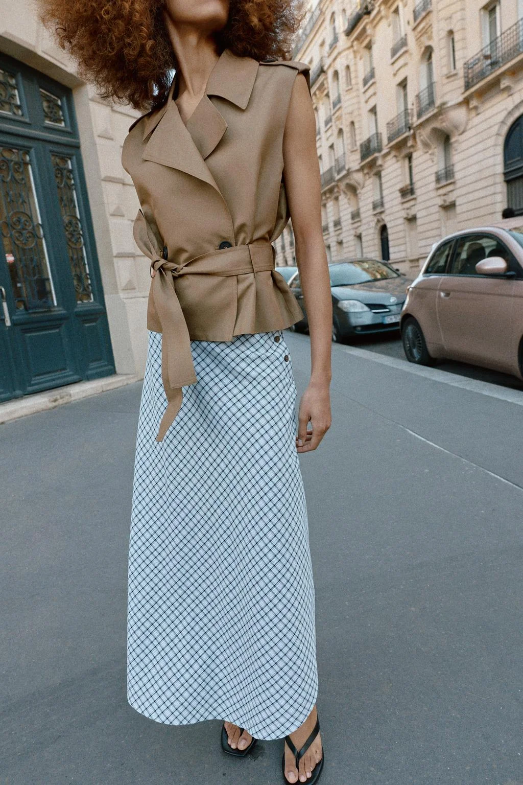 Двойной жилет с поясом и накладными плечами — ТРЕНЧ