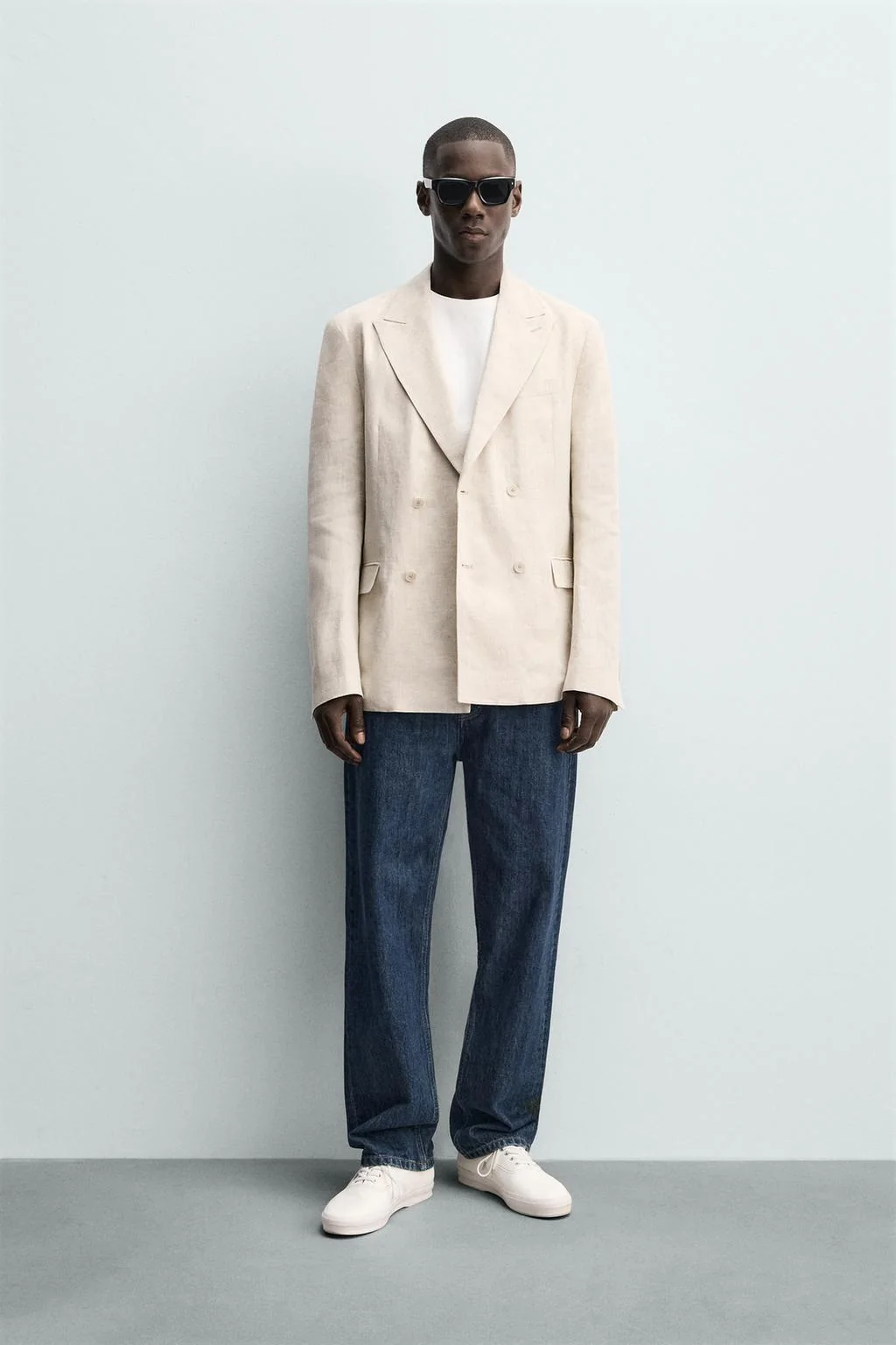 Двубортный пиджак из 100% льна — Мероприятия