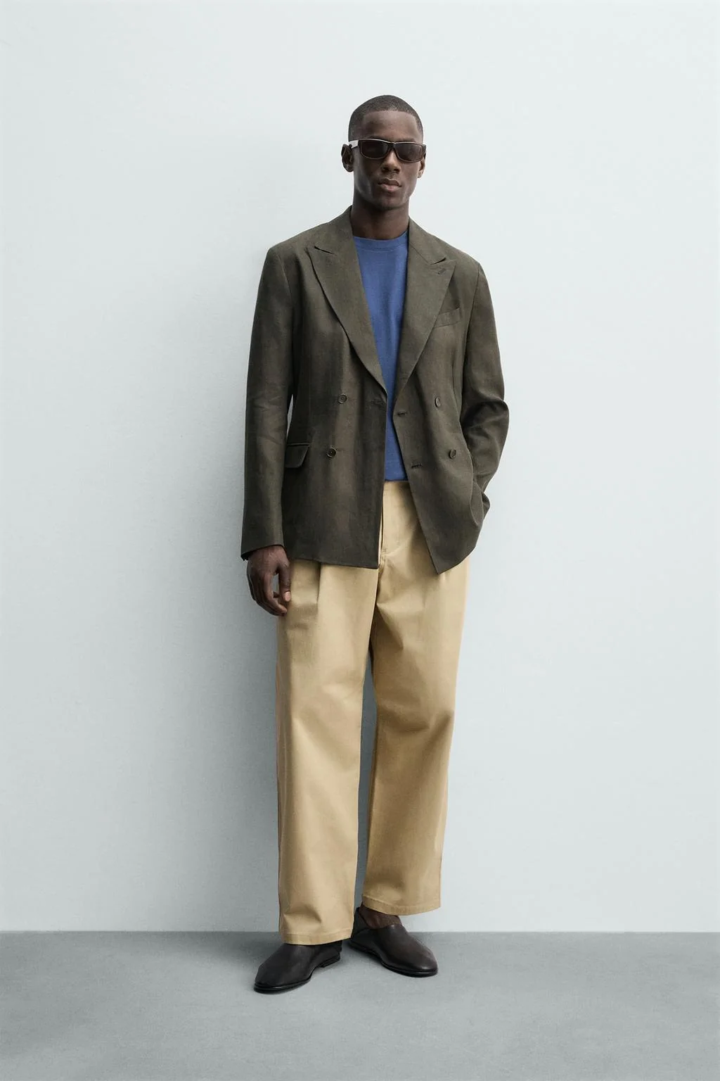 Двубортный пиджак из 100% льна — Мероприятия