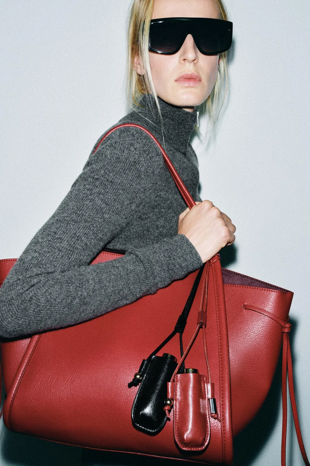 Ароматический брелок Into The Bag