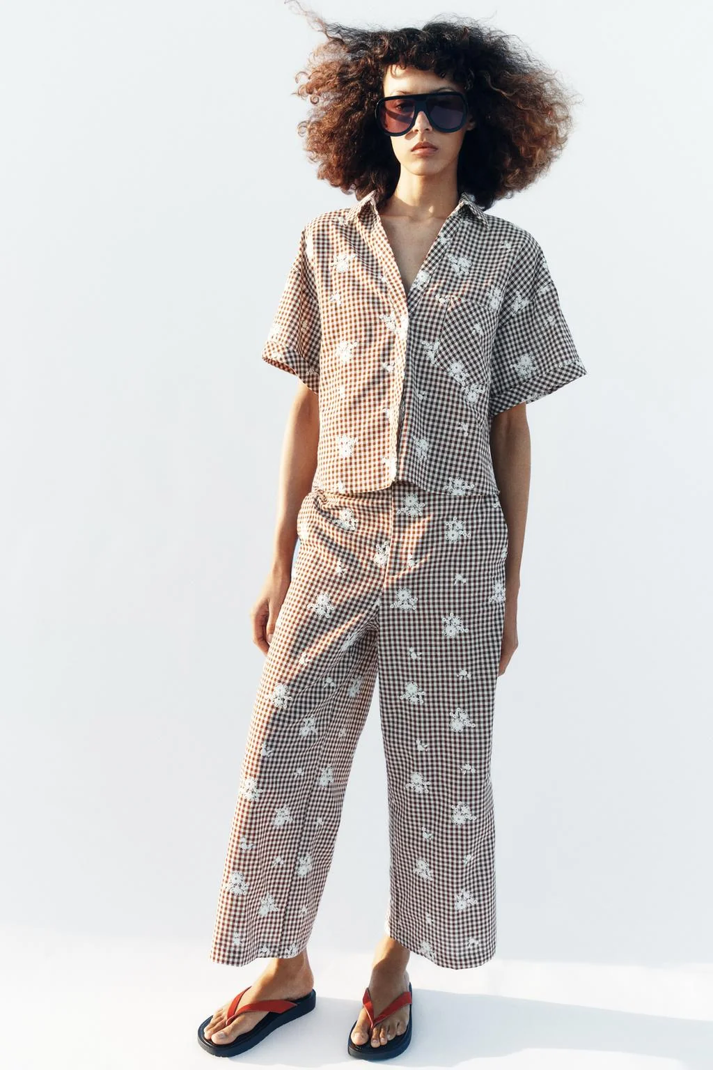 Рубашка в клетку с вышивкой