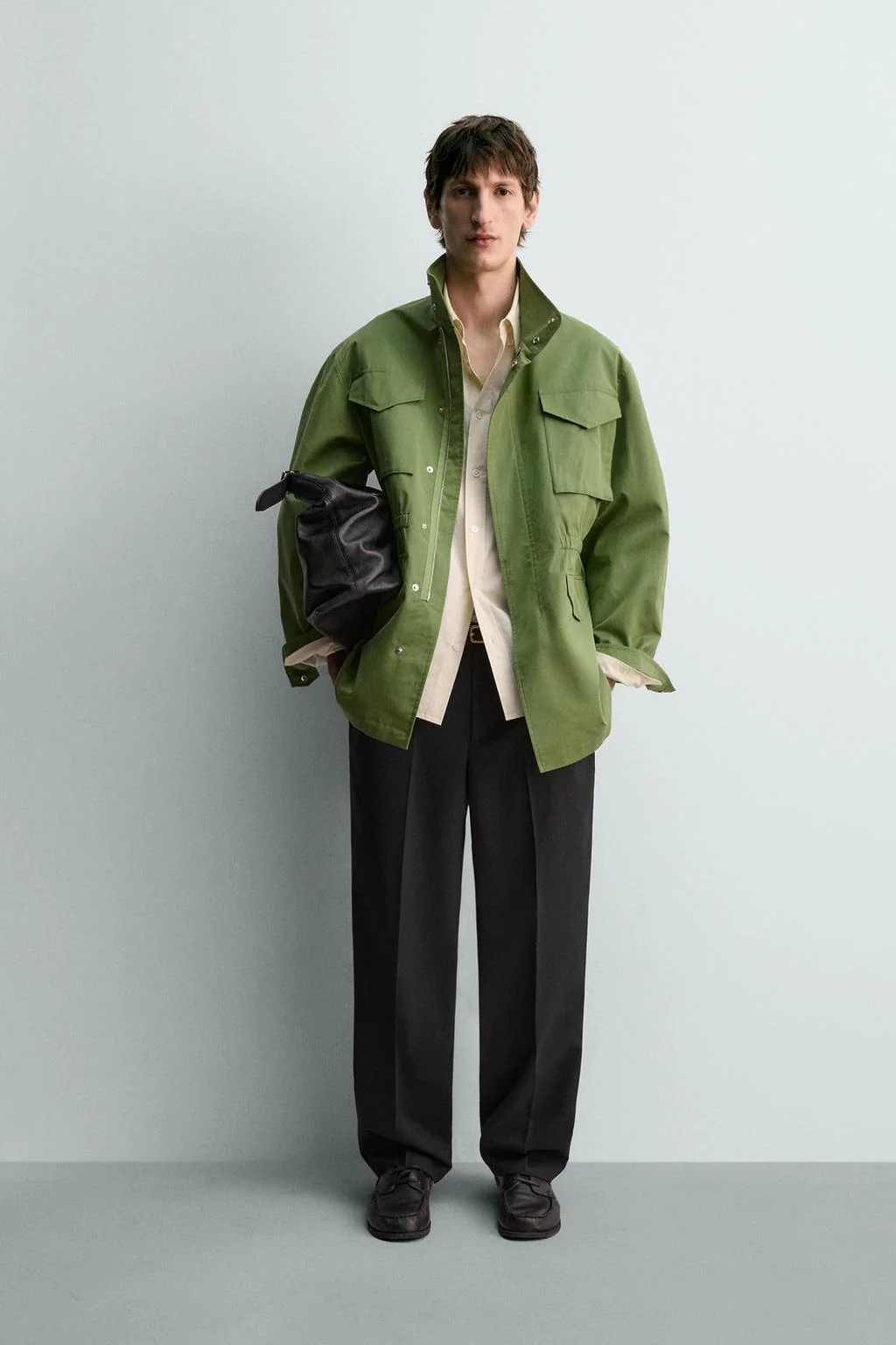 Парка свободного кроя с карманами