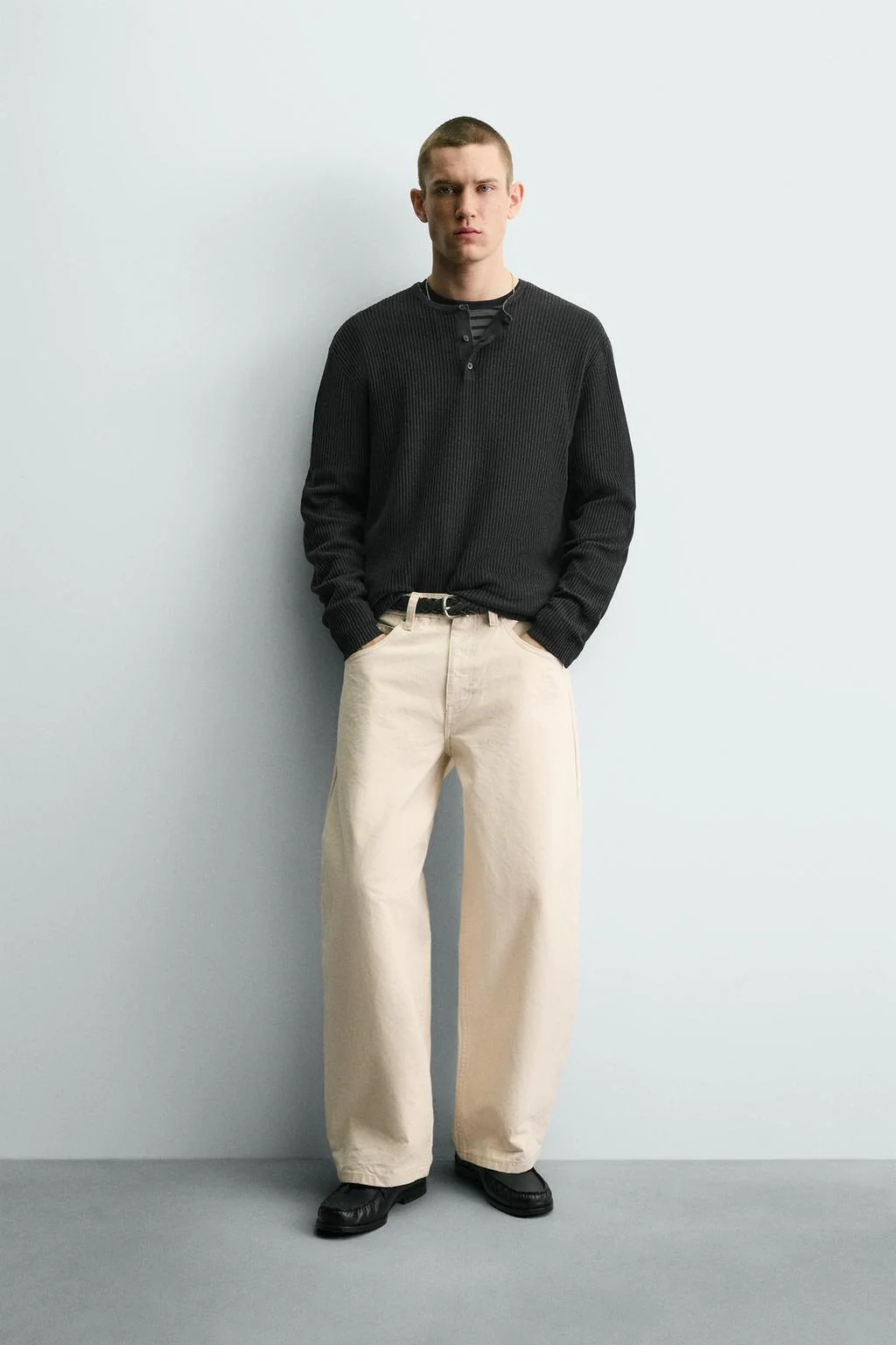 Трикотажный свитер хенли с текстурой — Базовые вещи