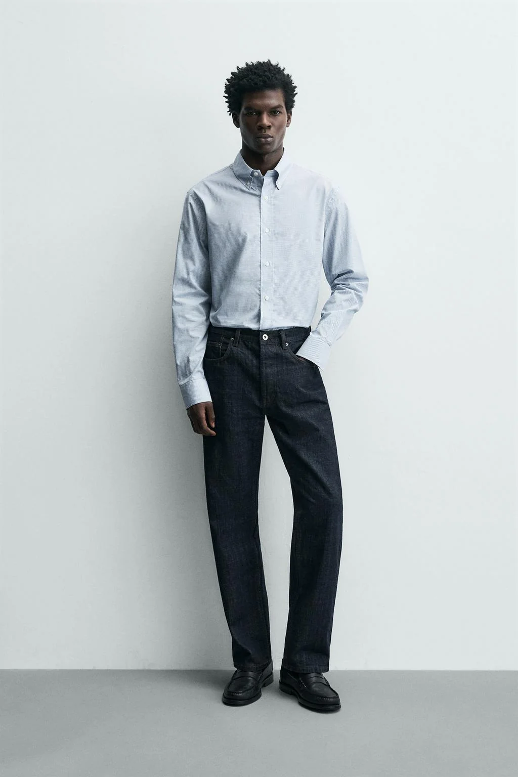 Рубашка в клетку обычного кроя