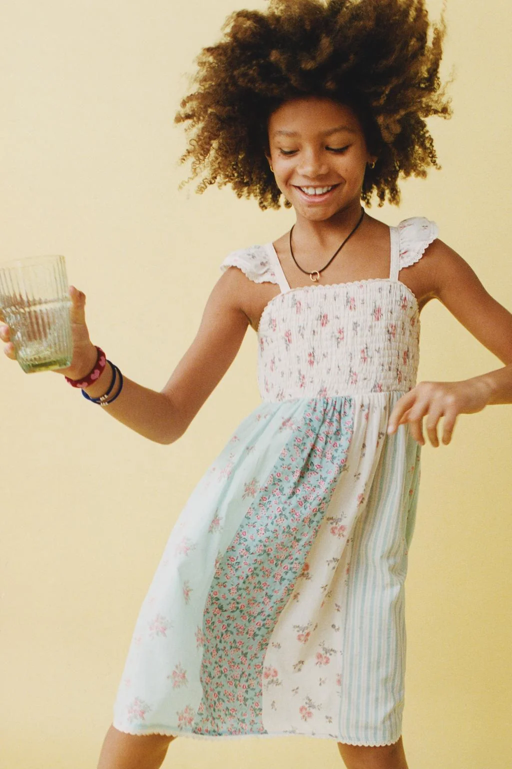 Платье с лоскутной окантовкой