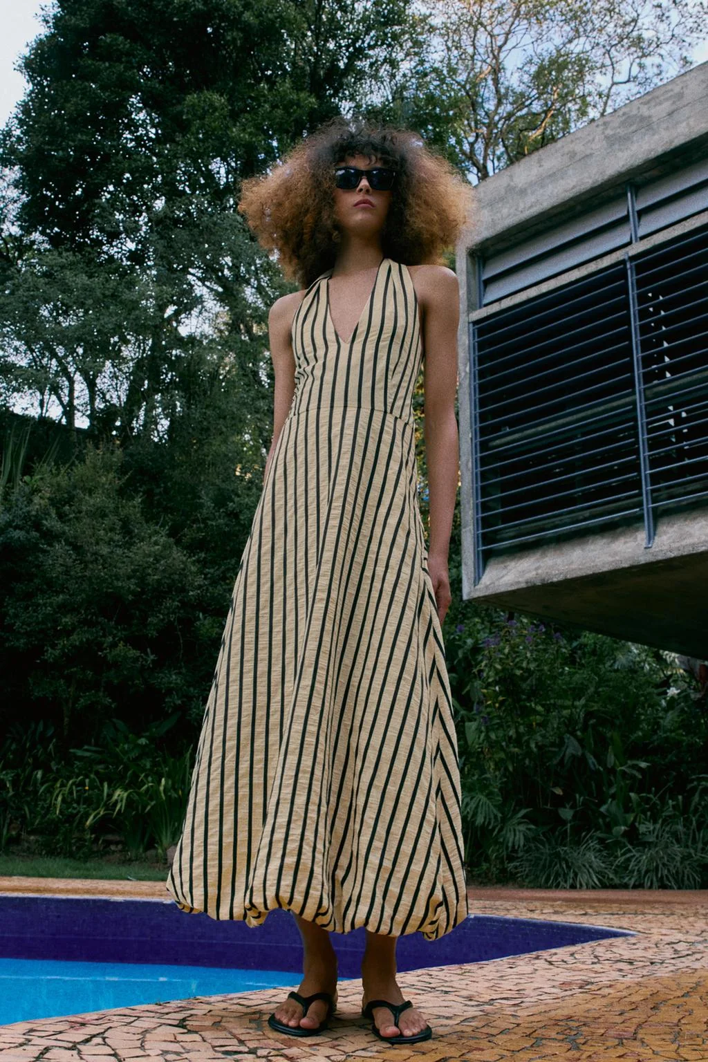 ПЛАТЬЕ С ПОЛОСКАМИ ДЛИНЫ MIDI