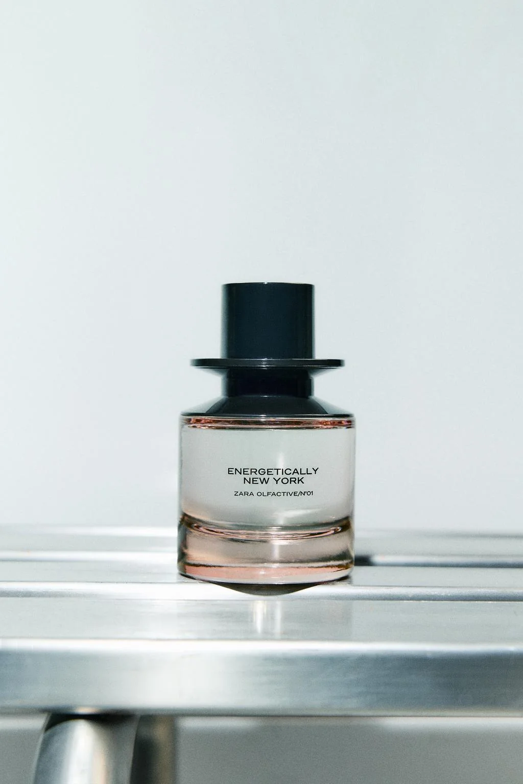 ЭНЕРГИЧНЫЙ НЬЮ-ЙОРК ЛИМИТИРОВАННАЯ СЕРИЯ ЭДП 60МЛ (2.3 ФЛ.УНЦ.) — SCENTS OF HER