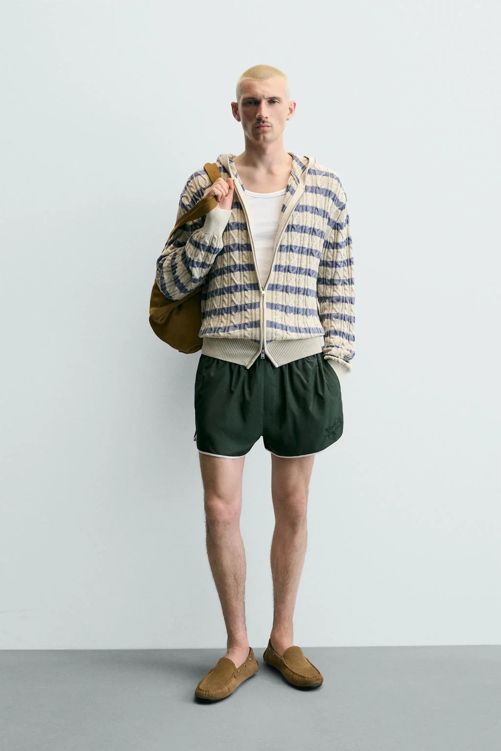 Кардиган с капюшоном из трикотажа с текстурированной вязкой