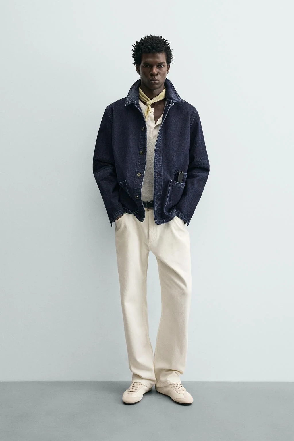 ДЖИНСОВАЯ КУРТКА С КАРМАНАМИ