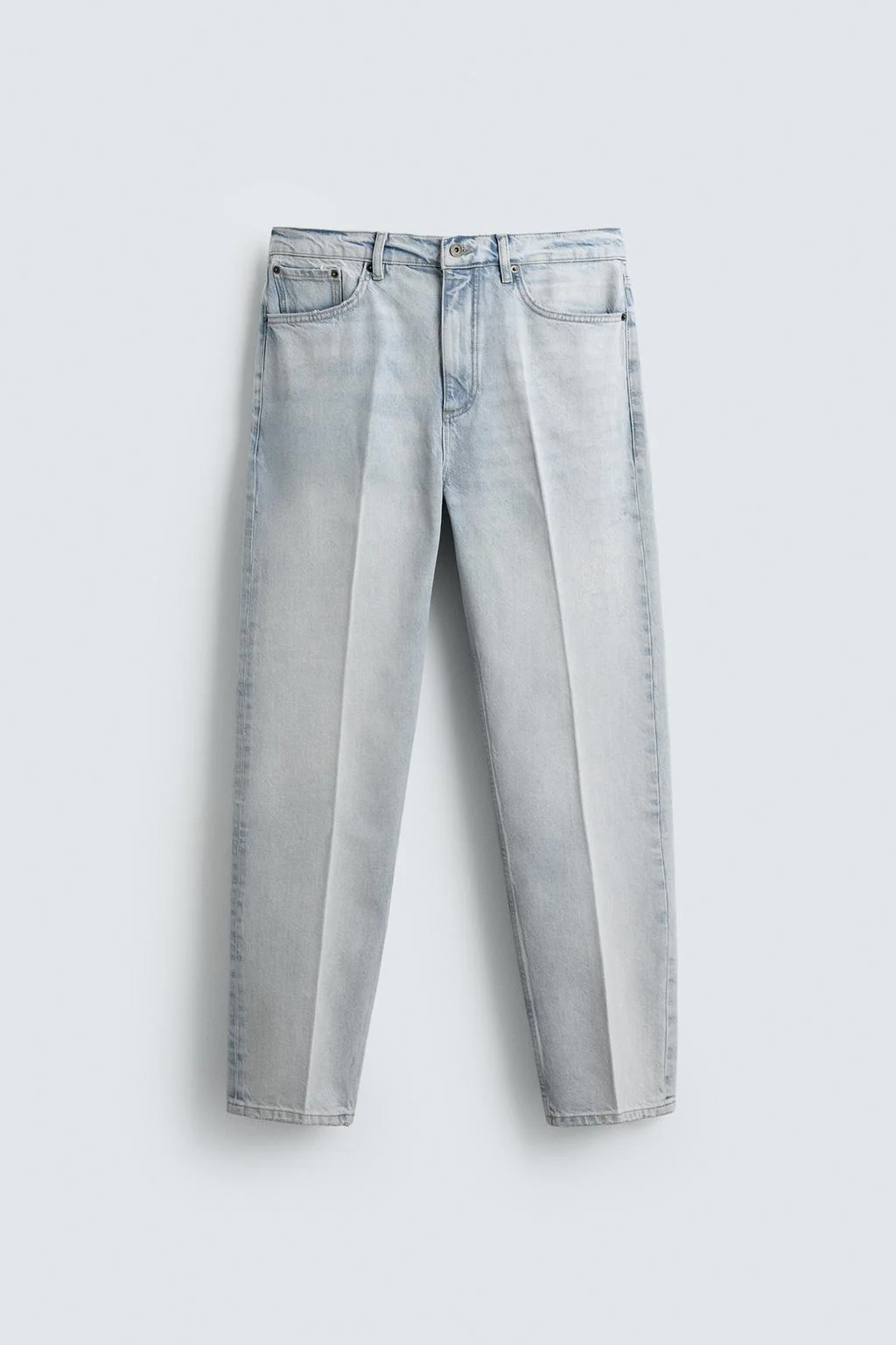 ПРЯМЫЕ ДЖИНСЫ С НИЖНИМ ОБРЕЗОМ НА ЩИКОЛОТКЕ