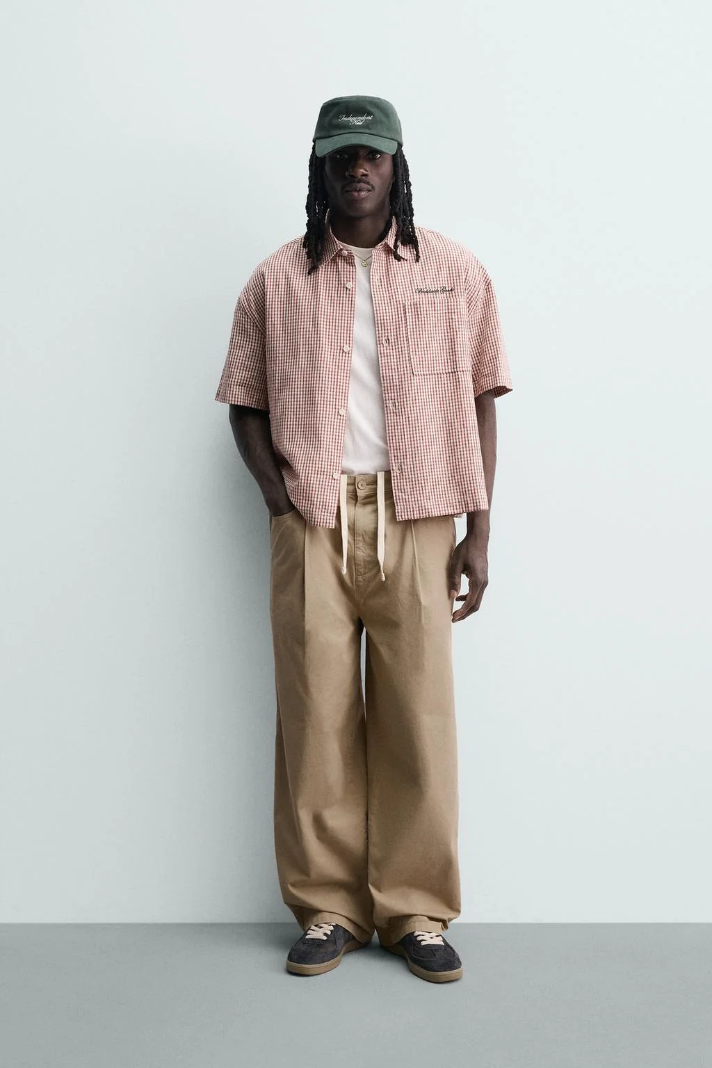 ШИРИНА ПОЛОЖЕНИЯ РУБАШКА С ВЫШИВКОЙ В КОСОЙ КЛЕТКУ