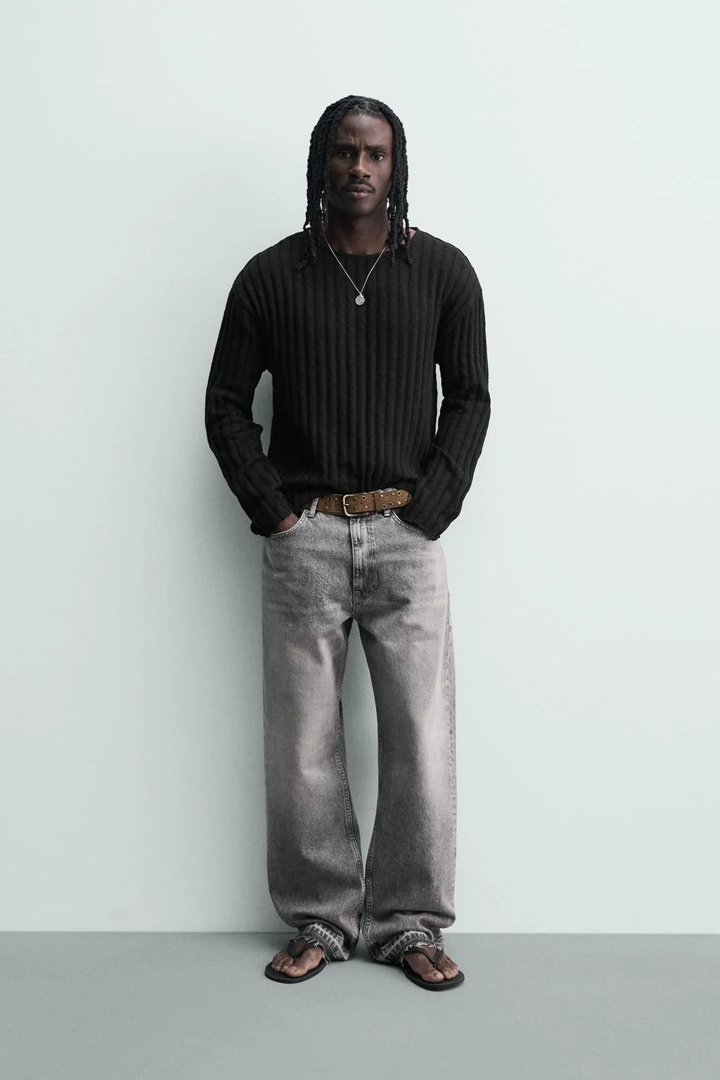 ТРИКОТАЖНАЯ ВЯЗАНАЯ КОФТА С АЖУРНЫМ УЗОРОМ