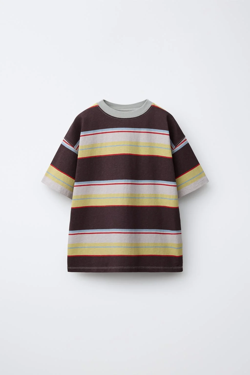 ФУТБОЛКА В ПОЛОСКУ