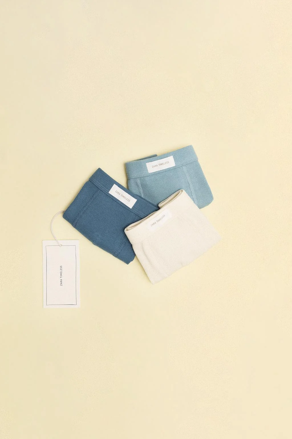 ЗАРА ВЕЧНАЯ КЛАССИКА - НАБОР ИЗ ТРЁХ БОКСЕРОВ С МЕТКАМИ — Коллекция