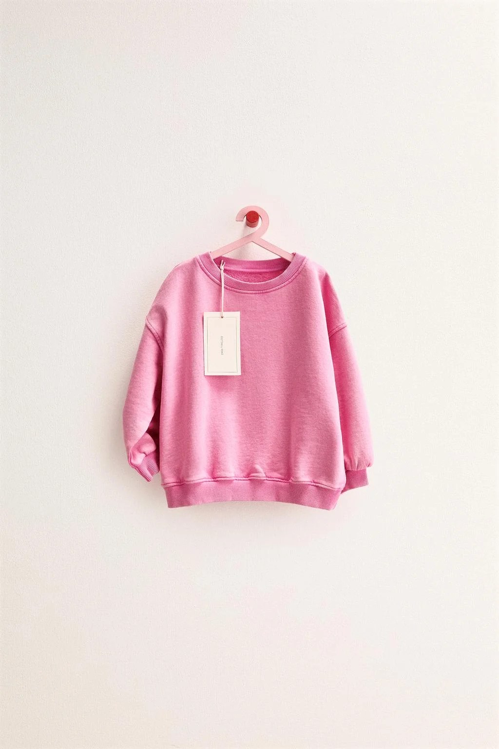 ЗАРА ВЕЧНАЯ КЛАССИКА - ПРОСТОЙ СВИТШОТ