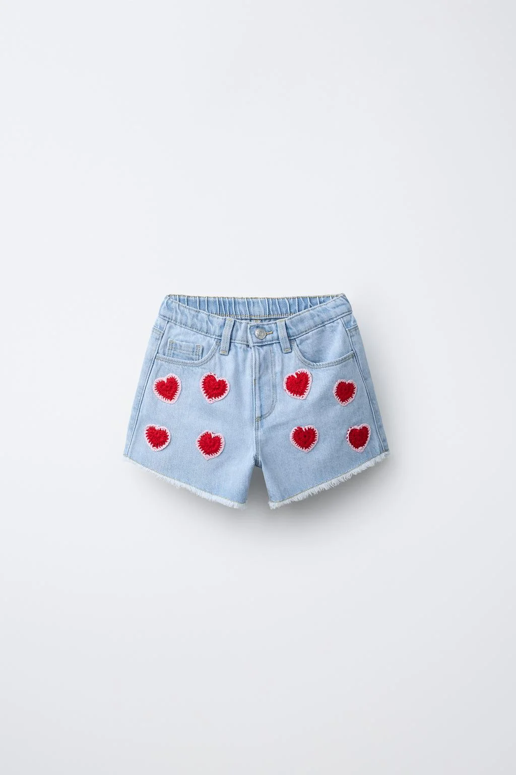 ДЖИНСОВЫЕ БЕРМУДЫ С ВЯЗАНЫМИ СЕРДЕЧКАМИ