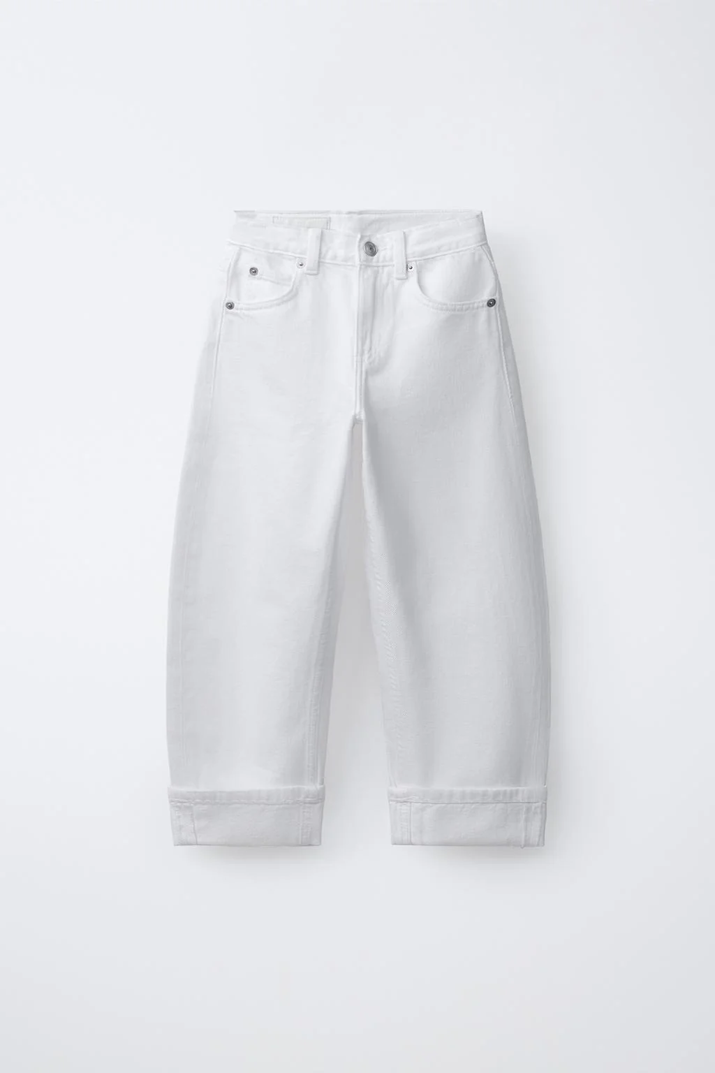 Джинсы бочонок с подворотами