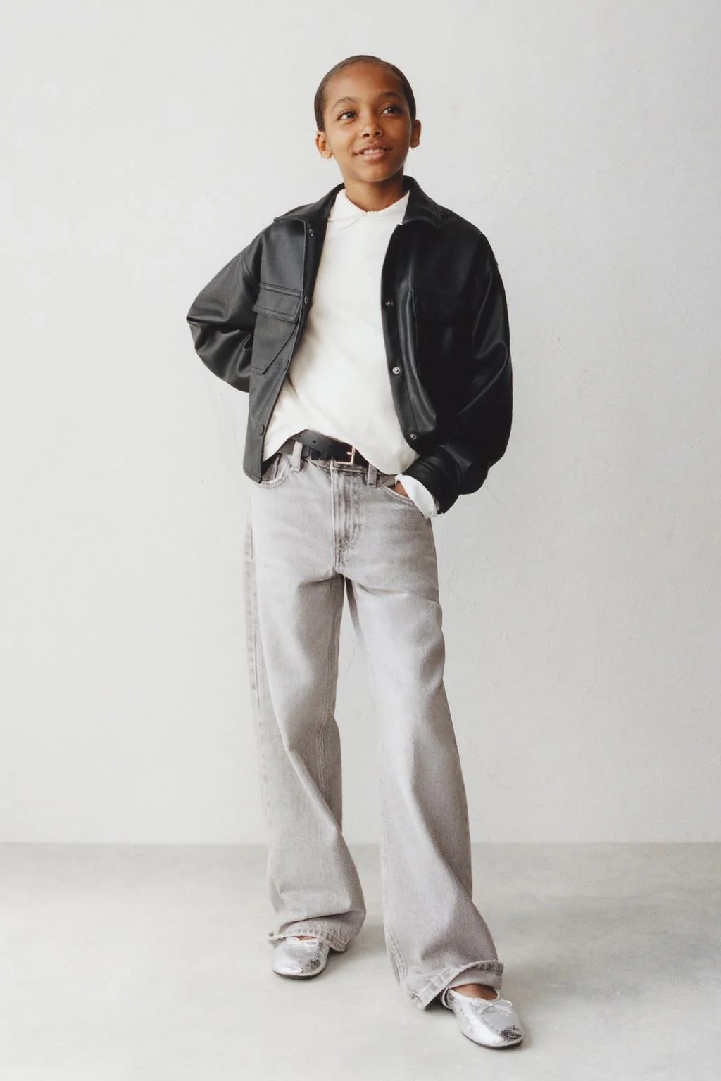 Джинсы с широкими штанинами — Низ