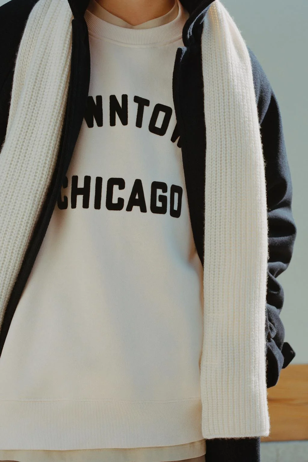 Свитшот с текстом из бархата — Без капюшона