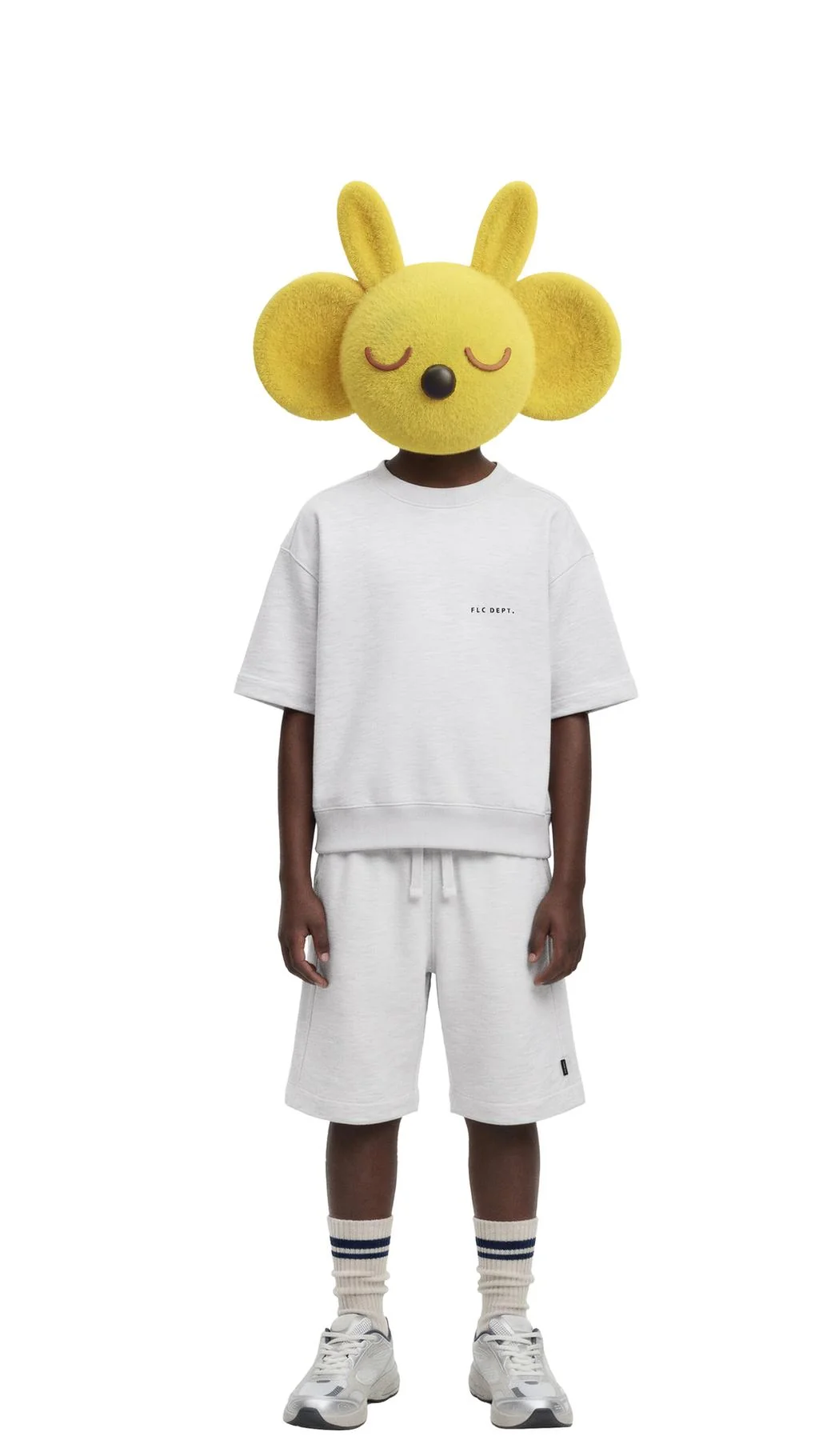 Свитшот с коротким рукавом и объемным текстом — КЛУБ ЧУДЕСНЫХ ДЕТЕЙ