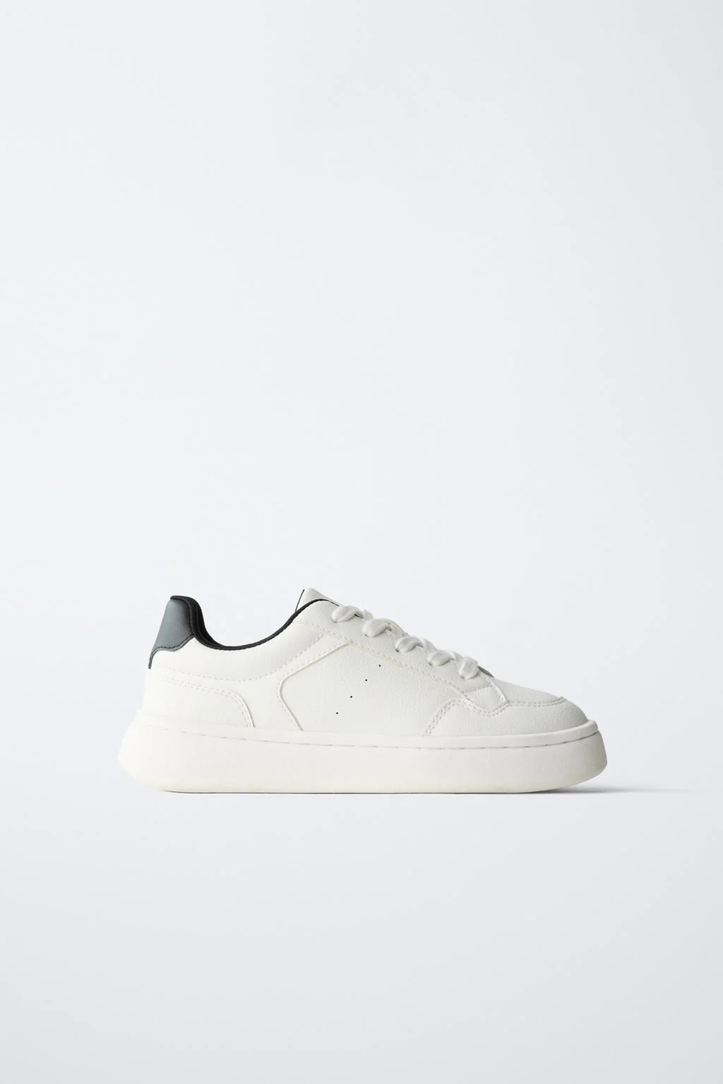 Объёмные кроссовки