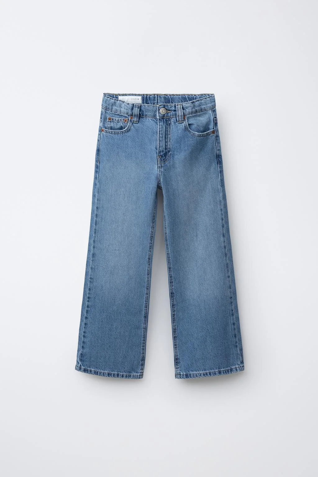 Джинсы расклешённые