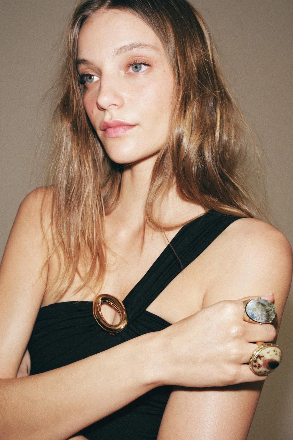 Набор из 2 металлических колец с ракушками