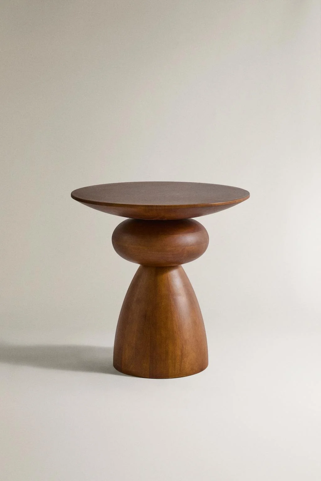 СТОЛИК С ДЕРЕВЯННЫМ БОКОМ