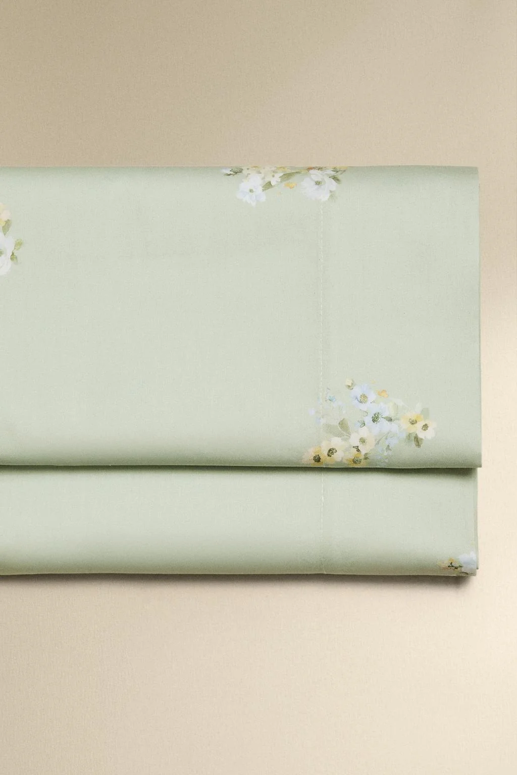 Сатин с цветочным принтом