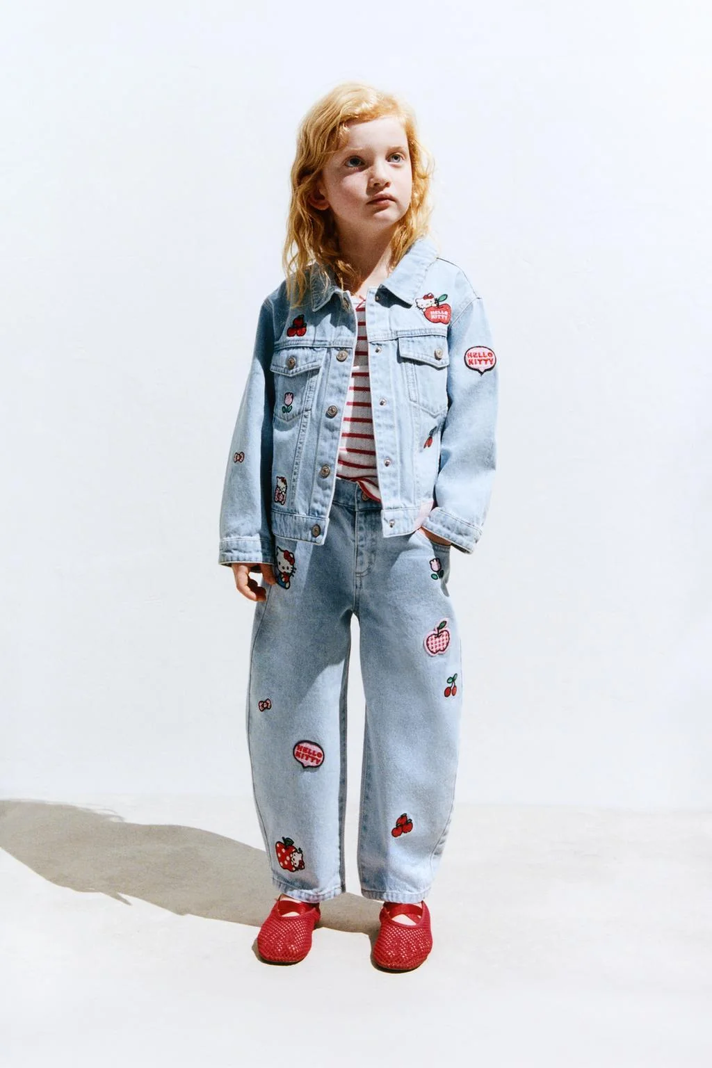 Джинсы бочонок © Хэллоу Китти Санрио