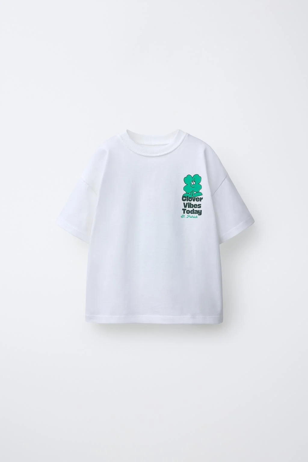 ФУТБОЛКА С НАДПИСОМ И ПЕЧАТЬЮ КЛЕВЕРА