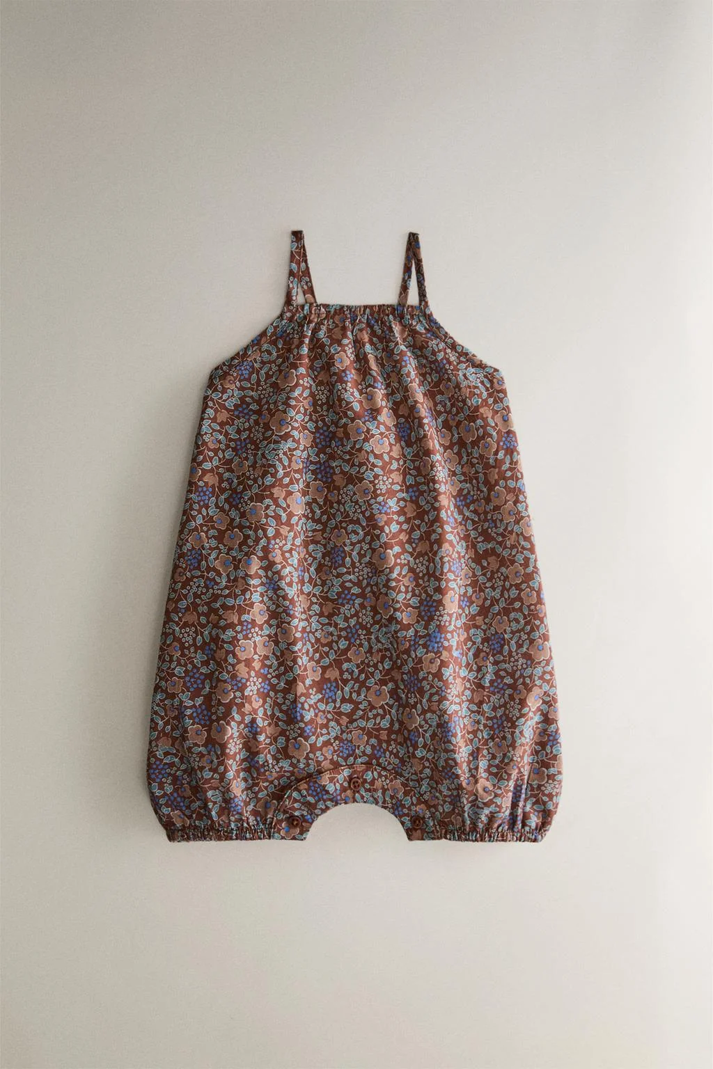 Детские шорты с коротким топом в цветочек для пляжа