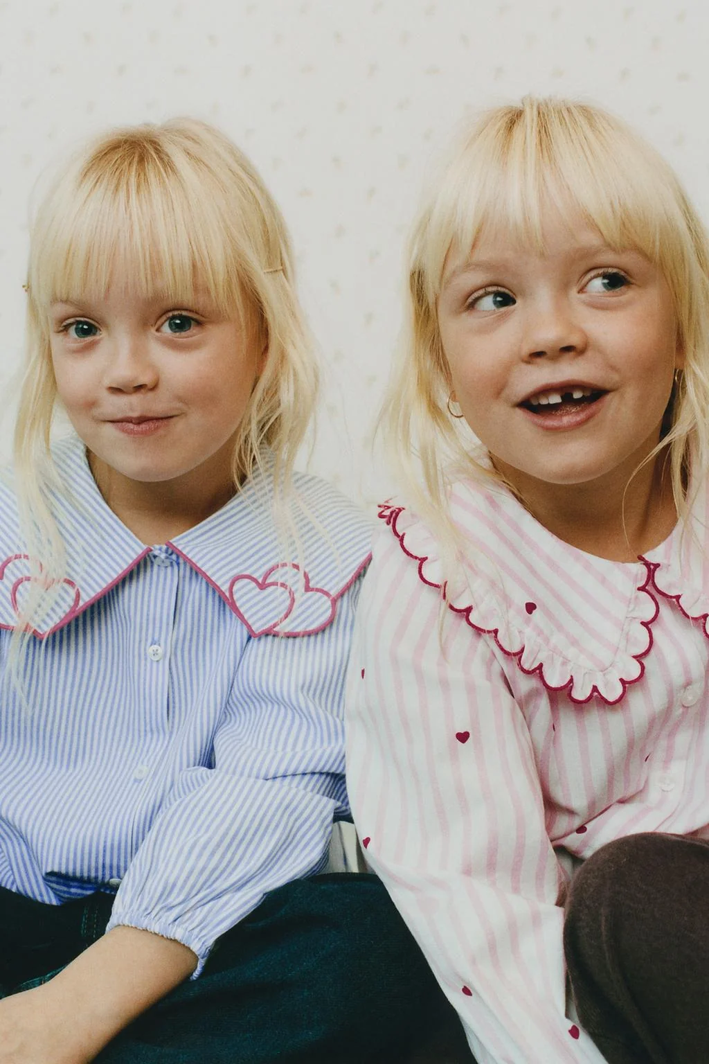 Полосатая рубашка с воротником-сердечком