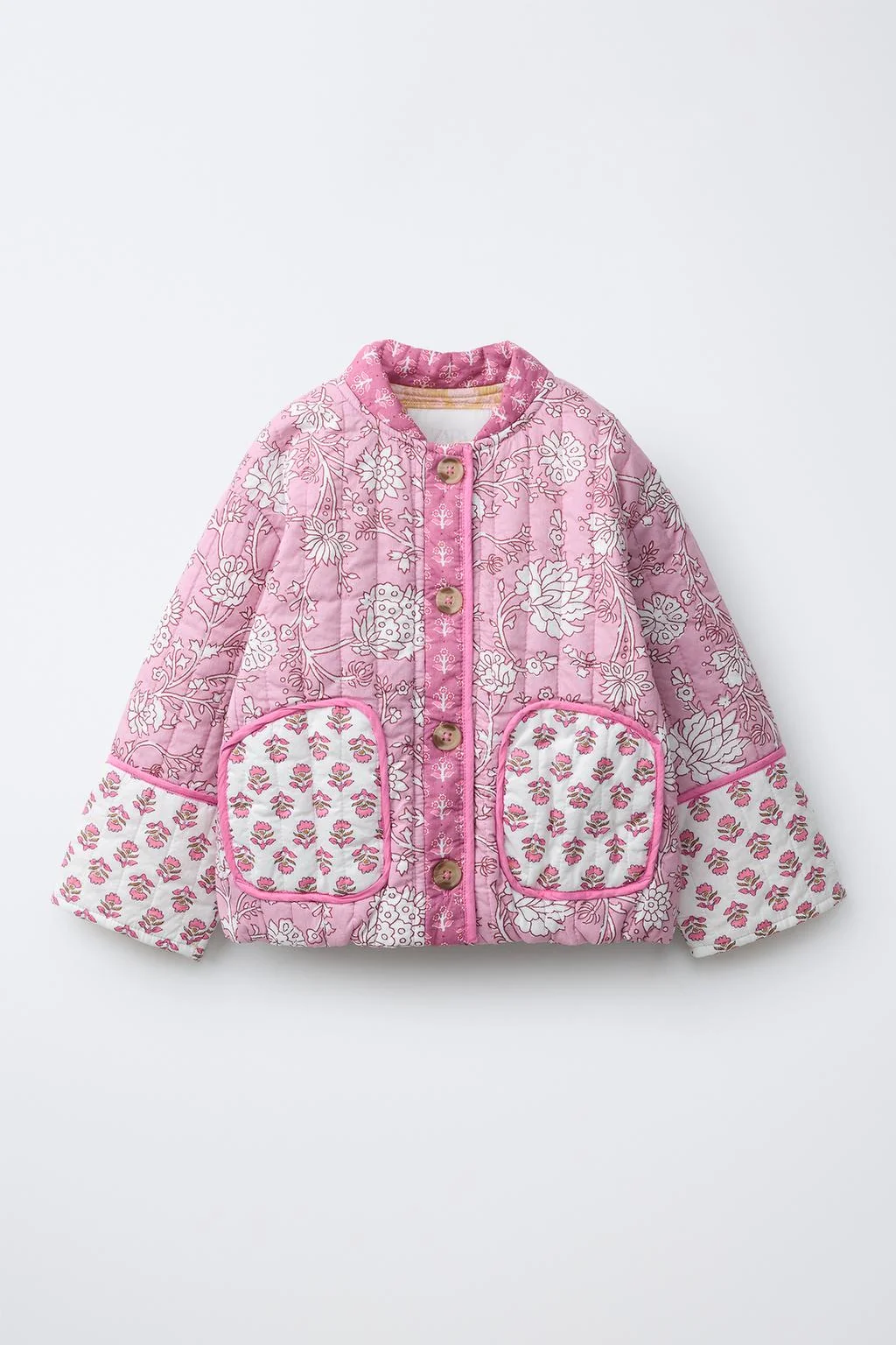 Простеганная кейпворк цветочная куртка