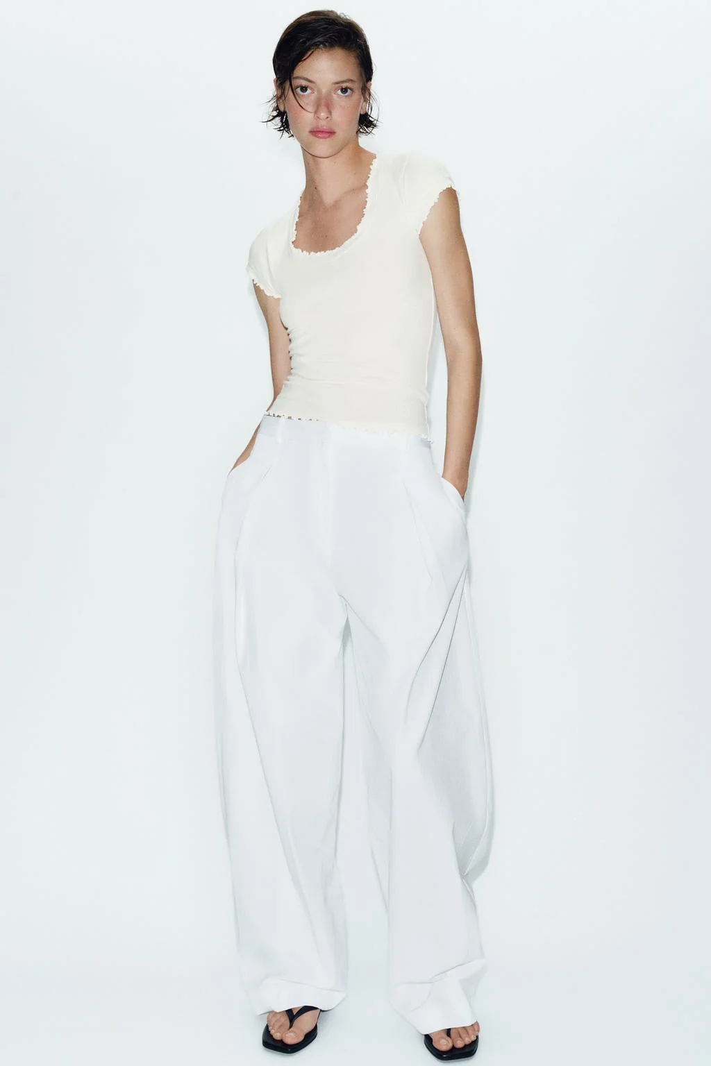 ФУТБОЛКА ИЗ ЛЬНЯНОЙ СМЕСИ С КОРОТКИМ РУКАВОМ