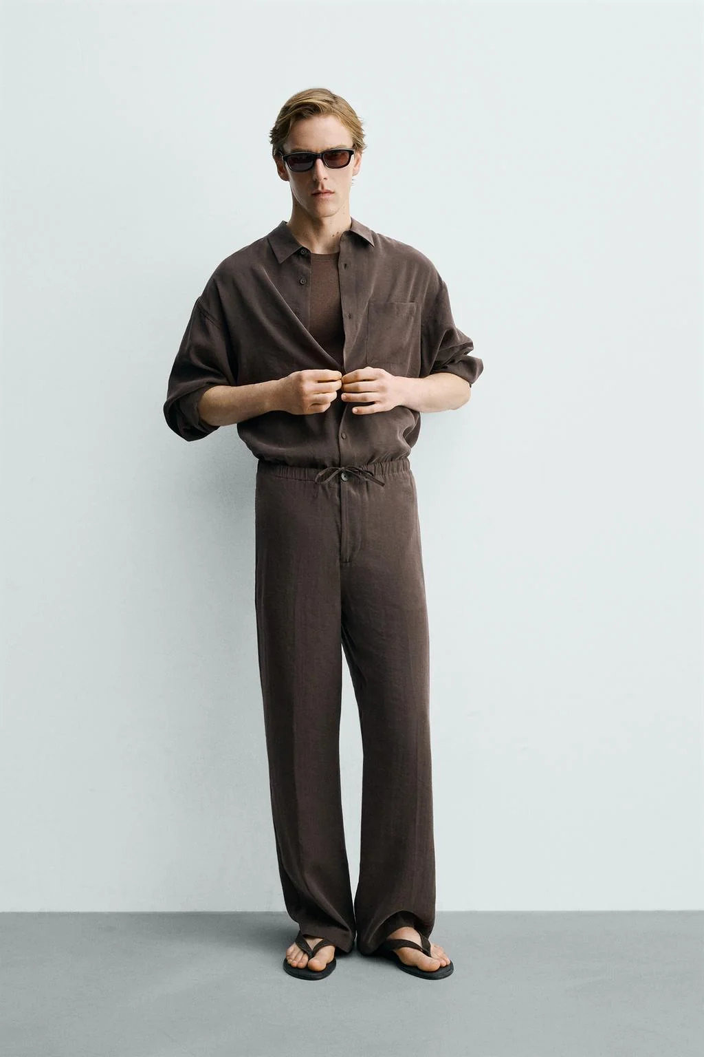 МЯГКАЯ ПЛАВЯЩАЯСЯ БЛУЗКА